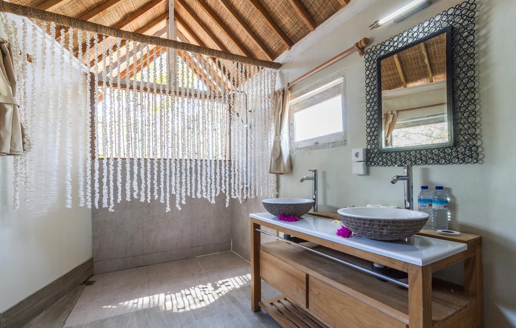 Villa Shelra Gili Meno Bagian luar foto